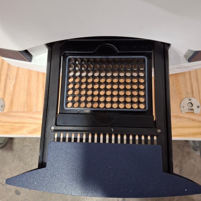 Applied Biosystems 7500 Fast Dx Real Time PCR