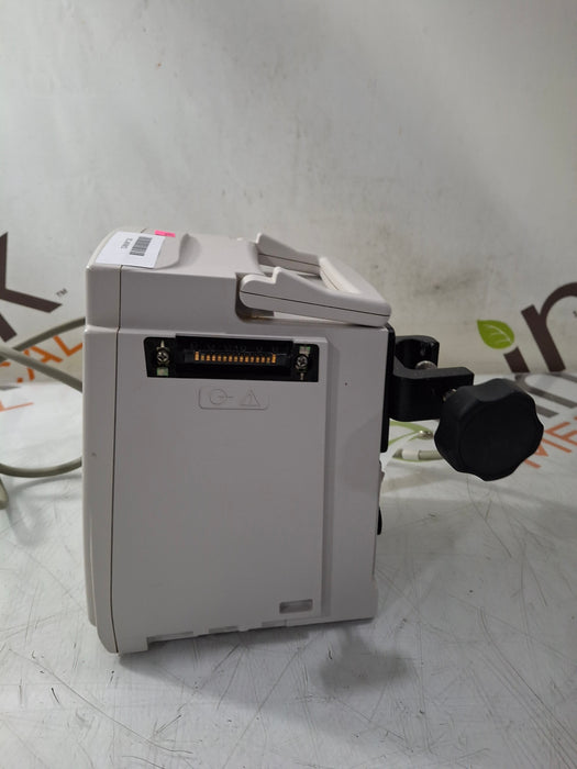 CareFusion Alaris 8015 Large Screen POC Infusion Pump