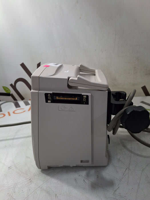CareFusion Alaris 8015 Large Screen POC Infusion Pump