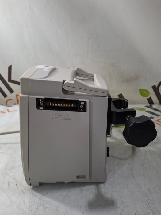 CareFusion Alaris 8015 Large Screen POC Infusion Pump