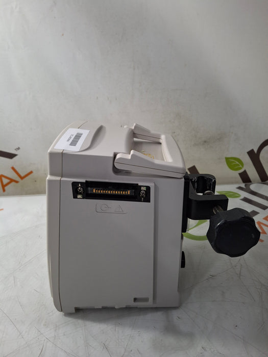 CareFusion Alaris 8015 Large Screen POC Infusion Pump
