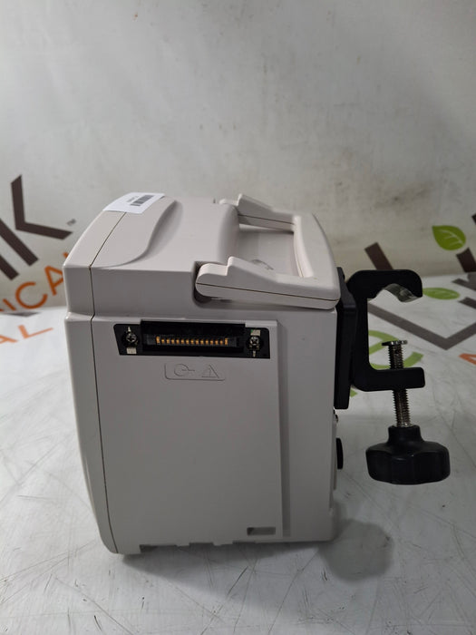 CareFusion Alaris 8015 Large Screen POC Infusion Pump