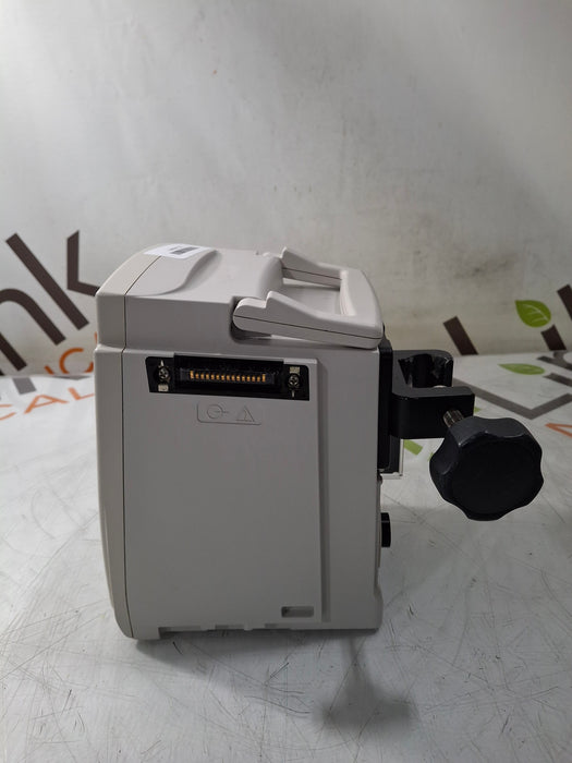 CareFusion Alaris 8015 Large Screen POC Infusion Pump