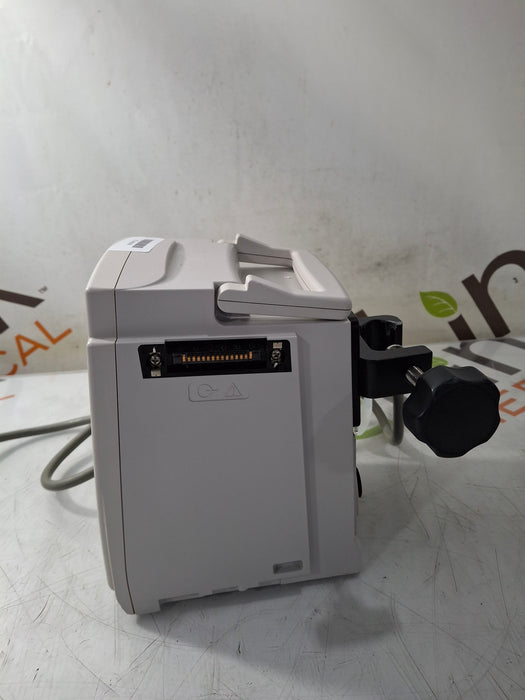 CareFusion Alaris 8015 Large Screen POC Infusion Pump