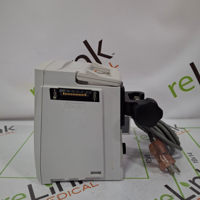 CareFusion Alaris 8015 Small Screen POC Infusion Pump