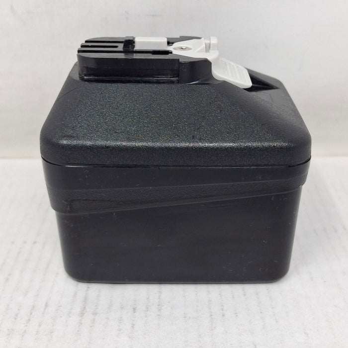Stryker 8215-000-000 System 8 Large Battery