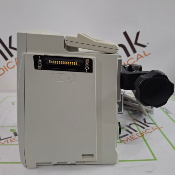 CareFusion Alaris 8015 Small Screen POC Infusion Pump