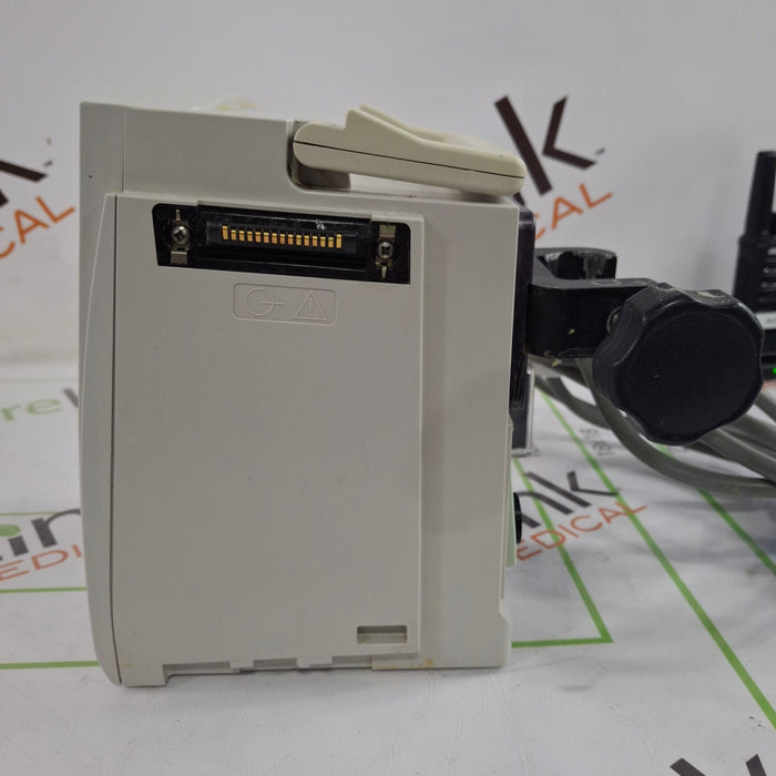CareFusion Alaris 8015 Small Screen POC Infusion Pump