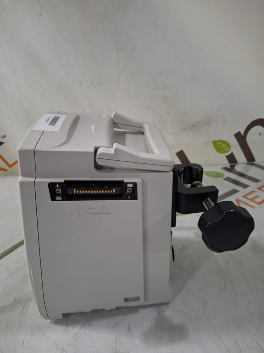 CareFusion Alaris 8015 Large Screen POC Infusion Pump