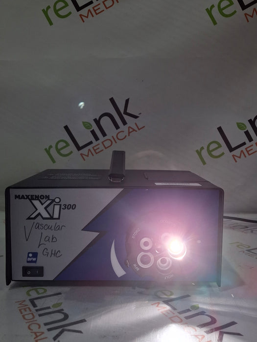 BFW, Inc. Maxenon Xi 300 Light Source