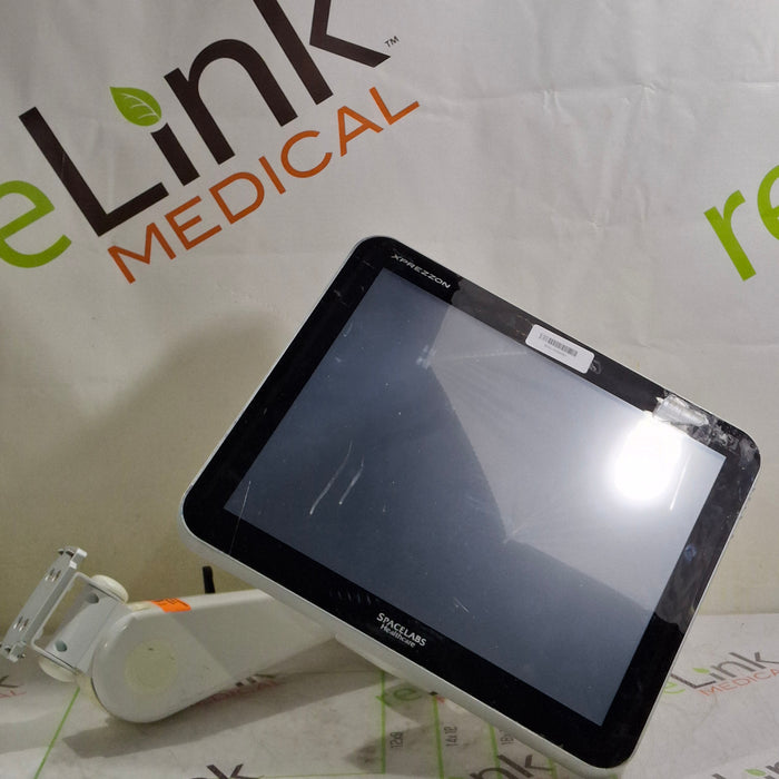 Spacelabs Healthcare Xprezzon 94267 Opt-19 Patient Monitor
