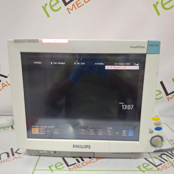 Philips IntelliVue MP70 Patient Monitor