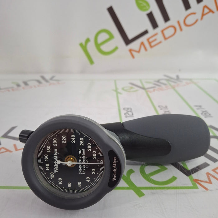 Welch Allyn 5098-31 DS66 Trigger Aneroid Sphygmomanometer