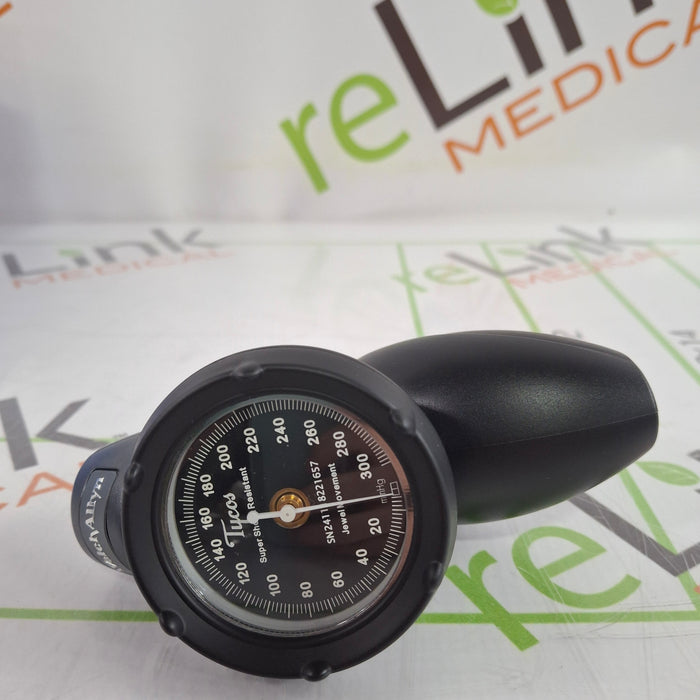 Hill-Rom Welch Allyn DS58 Aneroid Sphygmomanometer