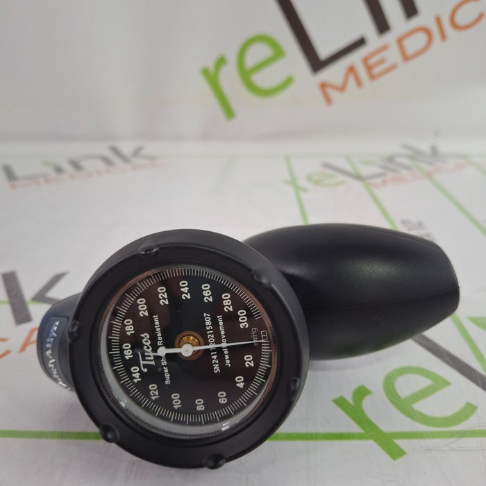 Hill-Rom Welch Allyn DS58 Aneroid Sphygmomanometer