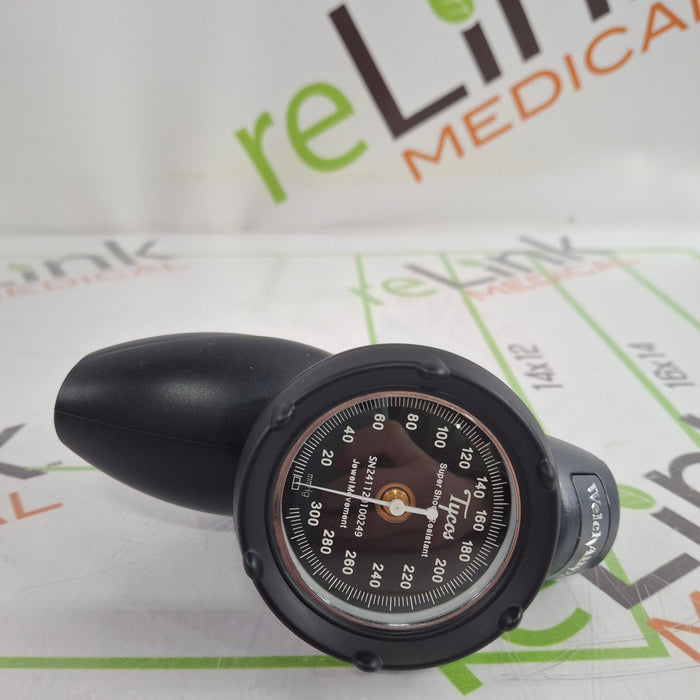 Hill-Rom Welch Allyn DS58 Aneroid Sphygmomanometer