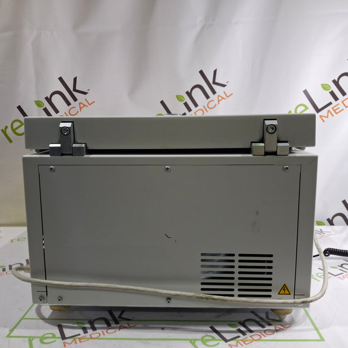 Eppendorf 5804 Centrifuge