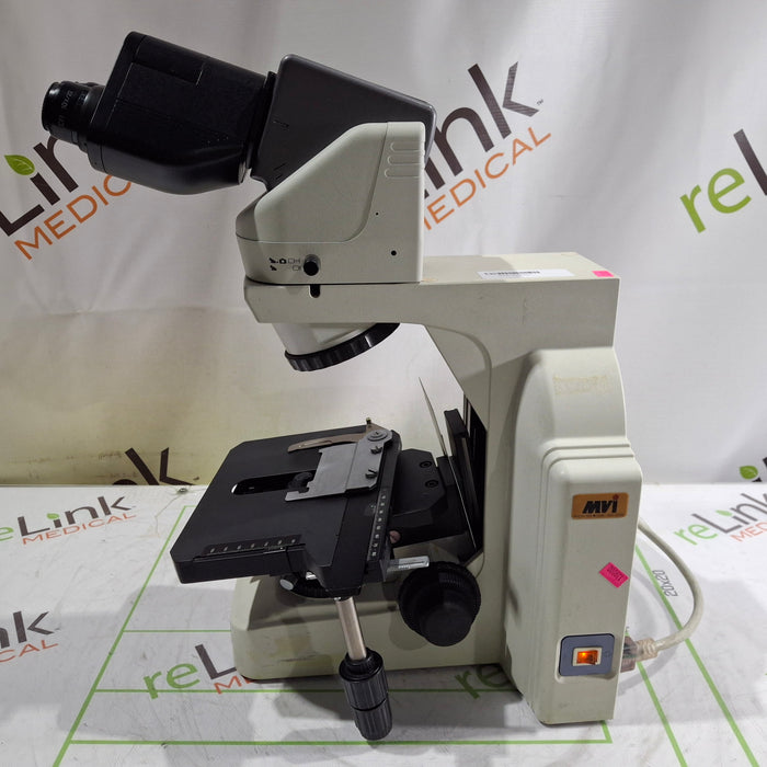 Nikon Eclipse E400 Binocular Microscope