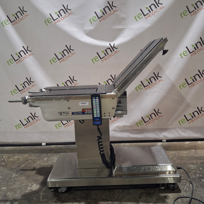 Skytron 3500 Elite Surgical Table