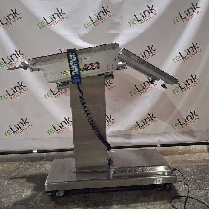 Skytron 3500 Elite Surgical Table