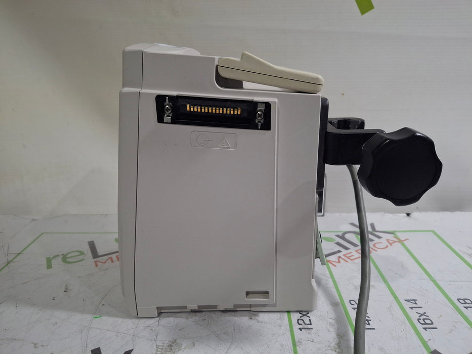 CareFusion Alaris 8015 Large Screen POC Infusion Pump
