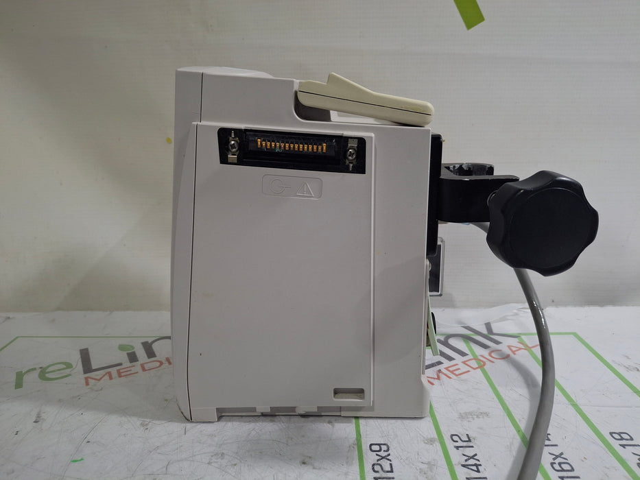 CareFusion Alaris 8015 Small Screen POC Infusion Pump