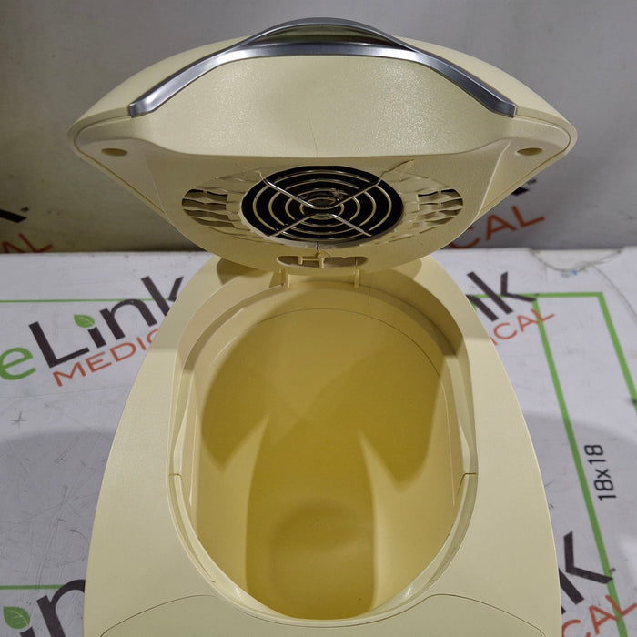 Medela 87115 Waterless Milk Warmer