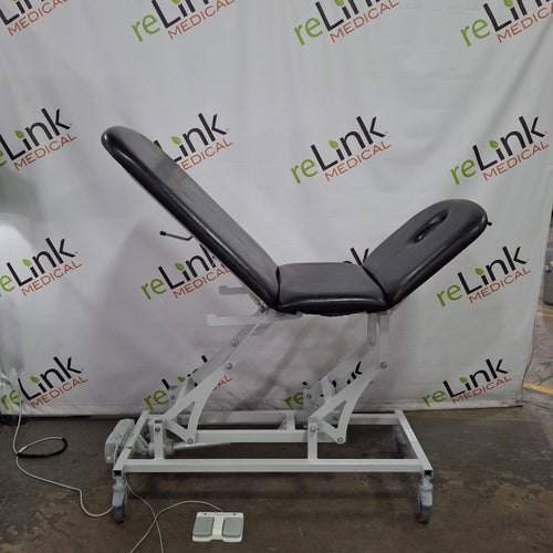 Arjo Seers SX3008 Sterling Range Treatment Table