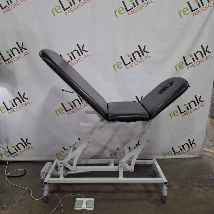 Arjo Seers SX3008 Sterling Range Treatment Table