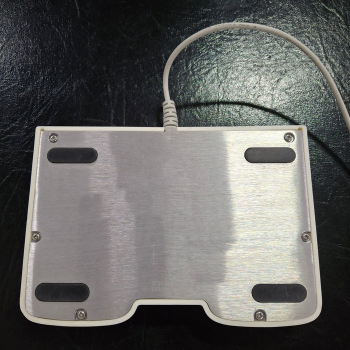 Arjo Seers SX3008 Sterling Range Treatment Table