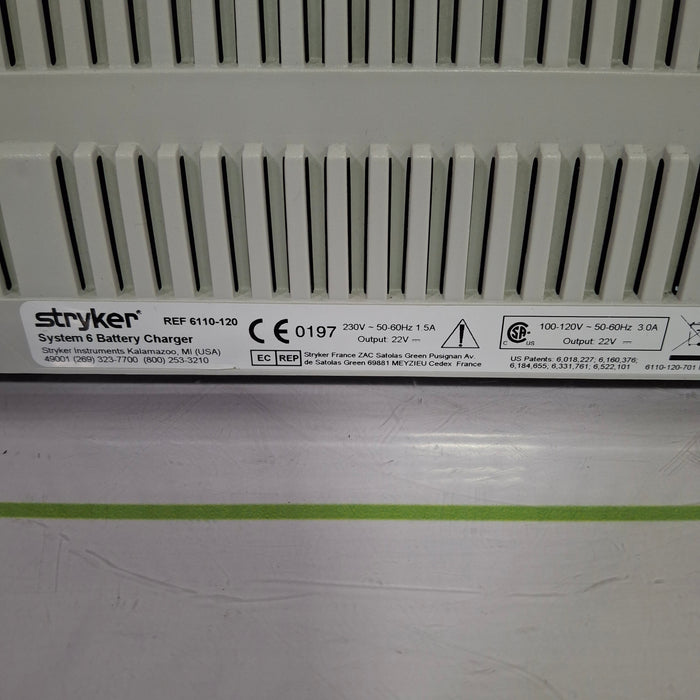 Stryker System 6 6110-120 Battery Charger