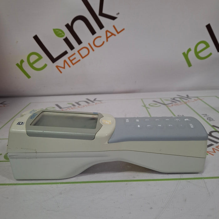 Abbott i-Stat 1 300 Wireless Blood Analyzer