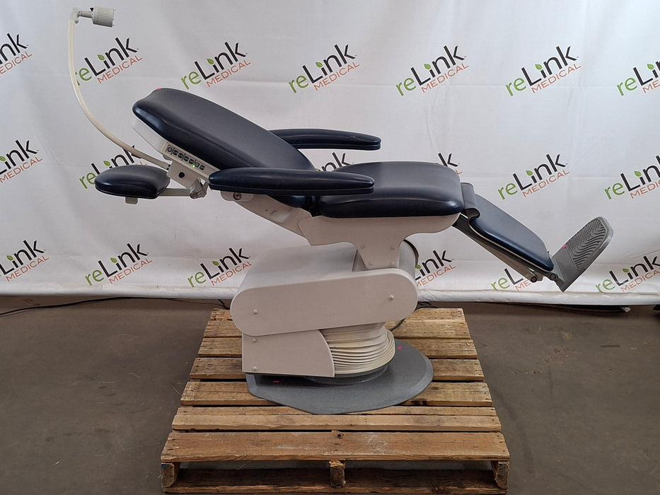 Global Surgical Corporation MaxiSelect Exam Chair