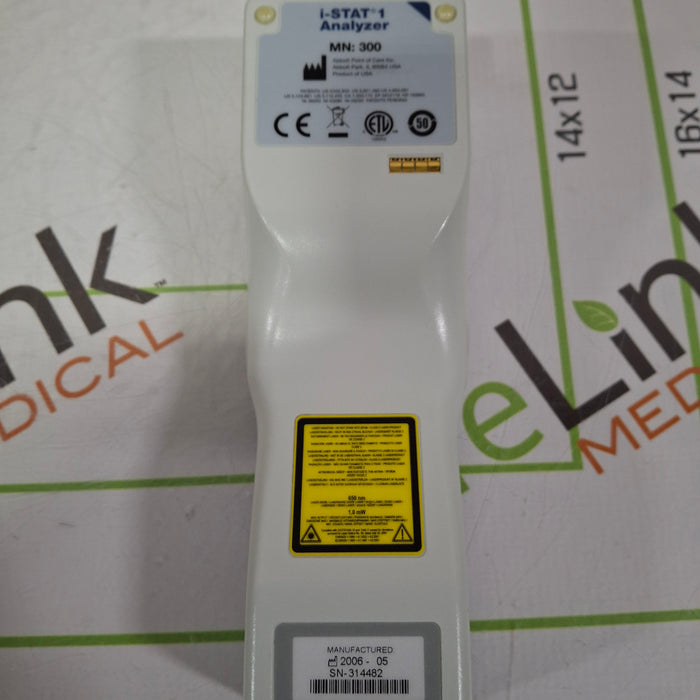 Abbott i-Stat 1 300 Wireless Blood Analyzer