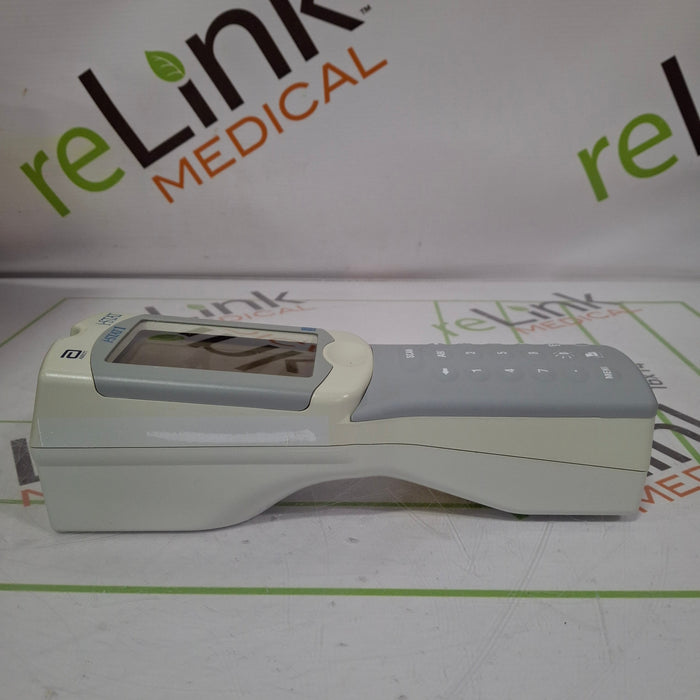 Abbott i-Stat 1 300 Wireless Blood Analyzer