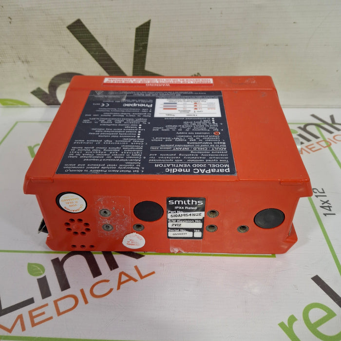 Smiths Medical Pneupac ParaPAC 200D Ventilator