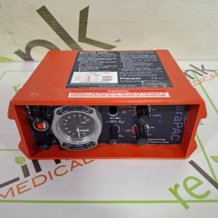 Smiths Medical Pneupac ParaPAC 200D Ventilator