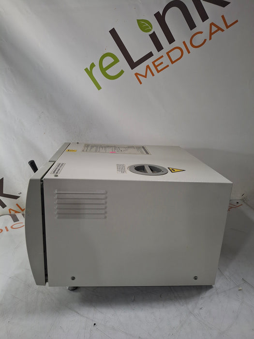 Tuttnauer Valueklave 1730 Autoclave Sterilizer