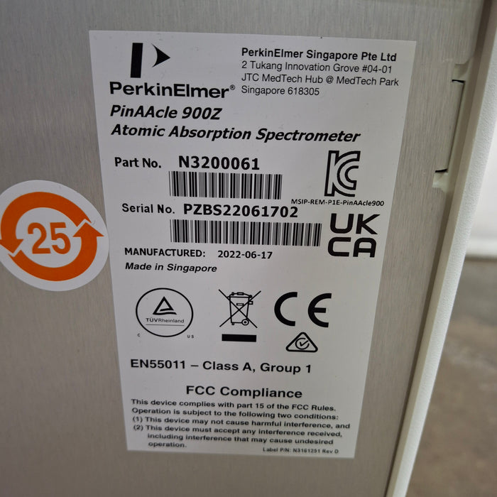 Perkin Elmer PinAAcle 900z Atomic Absorption Spectrometer