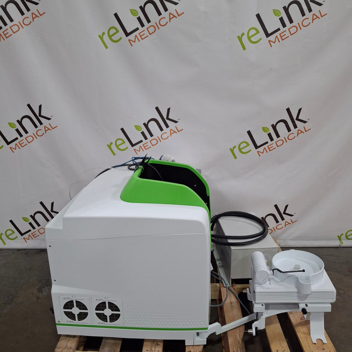 Perkin Elmer PinAAcle 900z Atomic Absorption Spectrometer