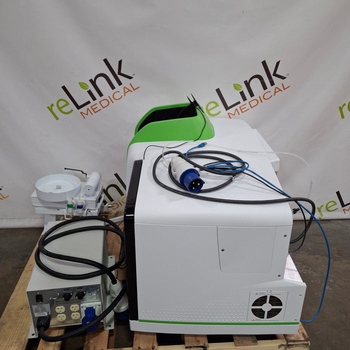 Perkin Elmer PinAAcle 900z Atomic Absorption Spectrometer