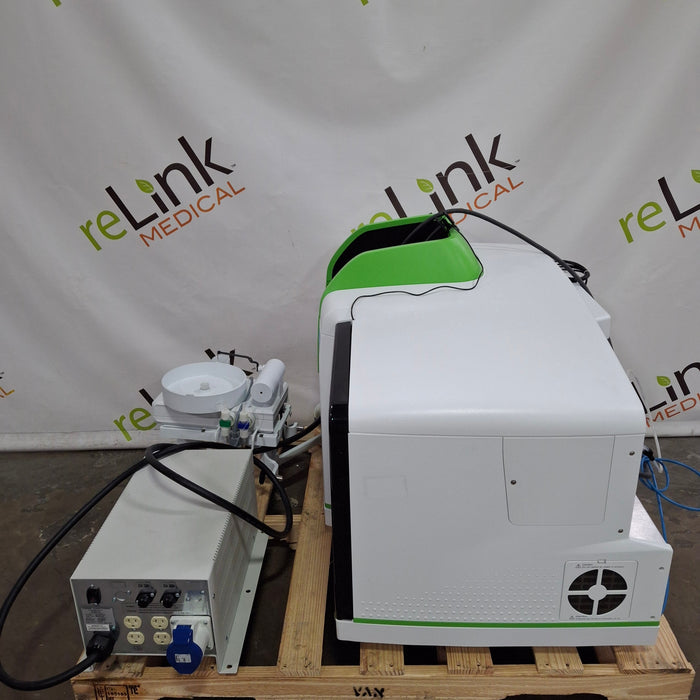Perkin Elmer PinAAcle 900z Atomic Absorption Spectrometer