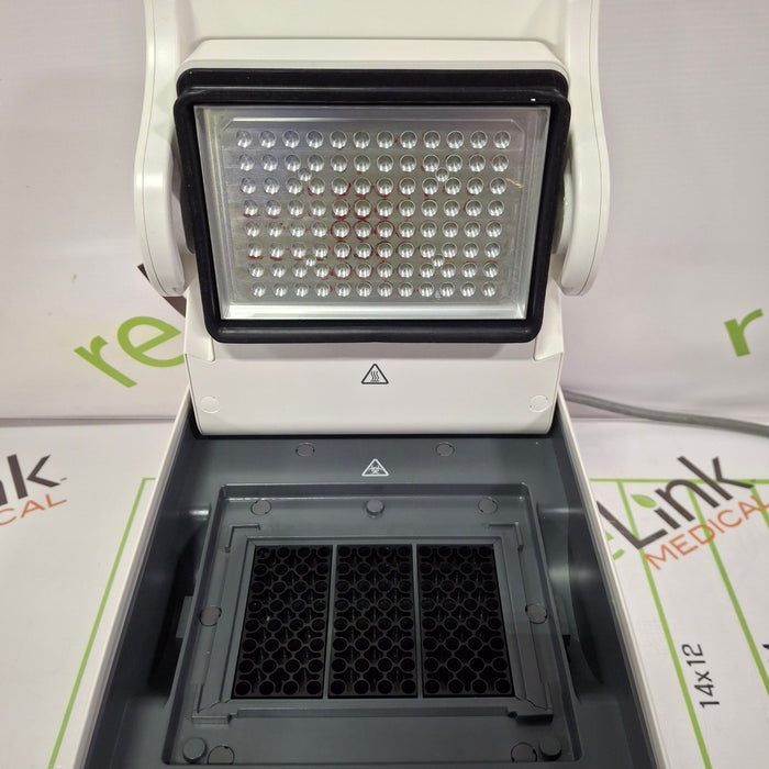 Applied Biosystems MiniAmp Plus Thermal Cycler
