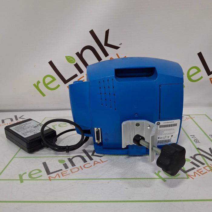 GE Healthcare Dinamap V100 - NIBP, SpO2, Temp Vital Signs Monitor