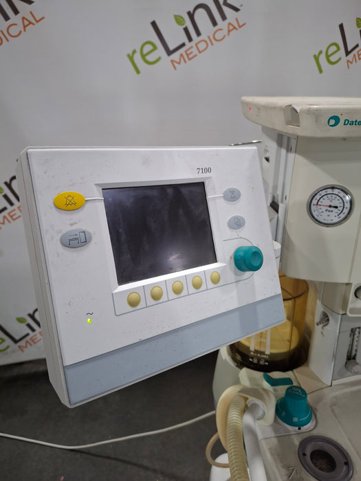 Datex-Ohmeda S/5 Aespire w/7100 Anesthesia Machine