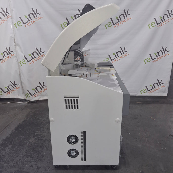 Beckman Coulter AU480 Chemistry Analyzer
