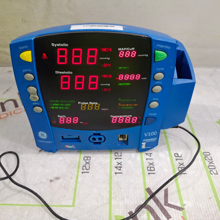 GE Healthcare Dinamap V100 - NIBP, SpO2, Temp Vital Signs Monitor