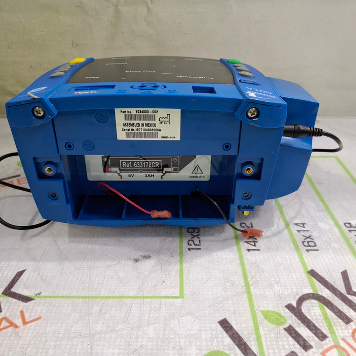 GE Healthcare Dinamap V100 - NIBP, SpO2, Temp Vital Signs Monitor