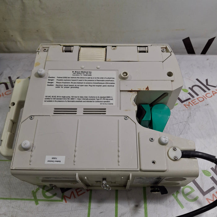 B. Braun Outlook 400ES Infusion Pump