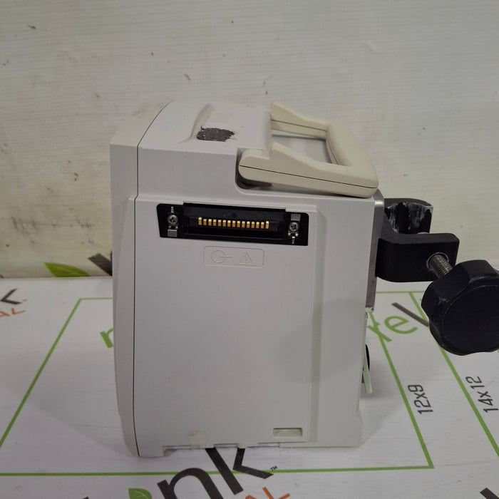 CareFusion Alaris 8015 Small Screen POC Infusion Pump